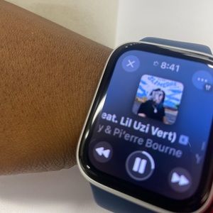 Apple Watch SE (2nd Generation)
44mm with Storm Blue Sport Band -M/L